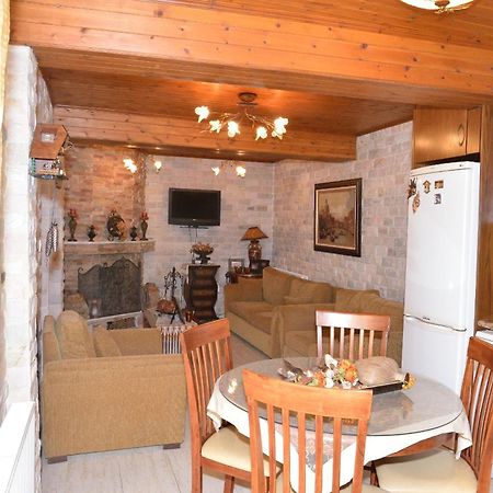 The Love Holiday House Tris Elies Ngoại thất bức ảnh