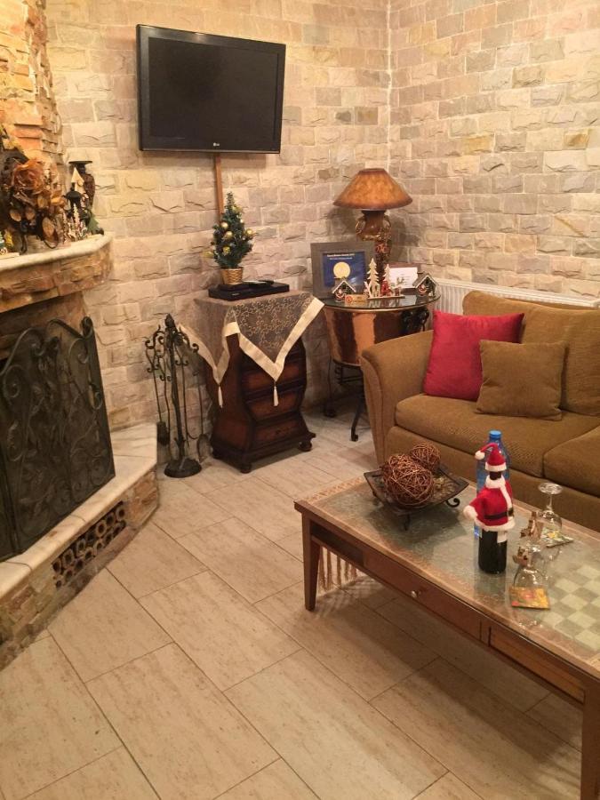 The Love Holiday House Tris Elies Ngoại thất bức ảnh