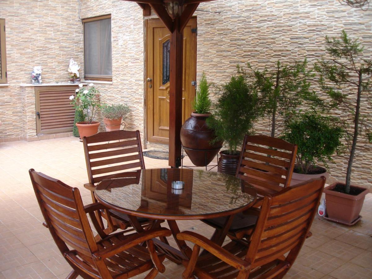 The Love Holiday House Tris Elies Ngoại thất bức ảnh