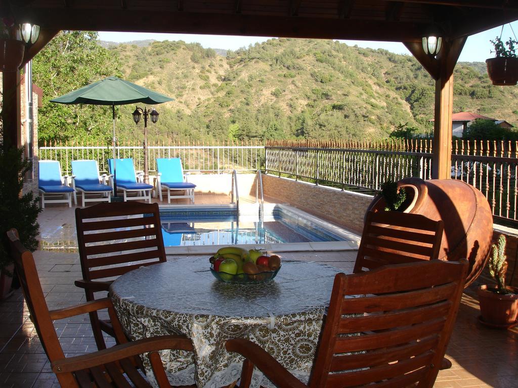 The Love Holiday House Tris Elies Ngoại thất bức ảnh