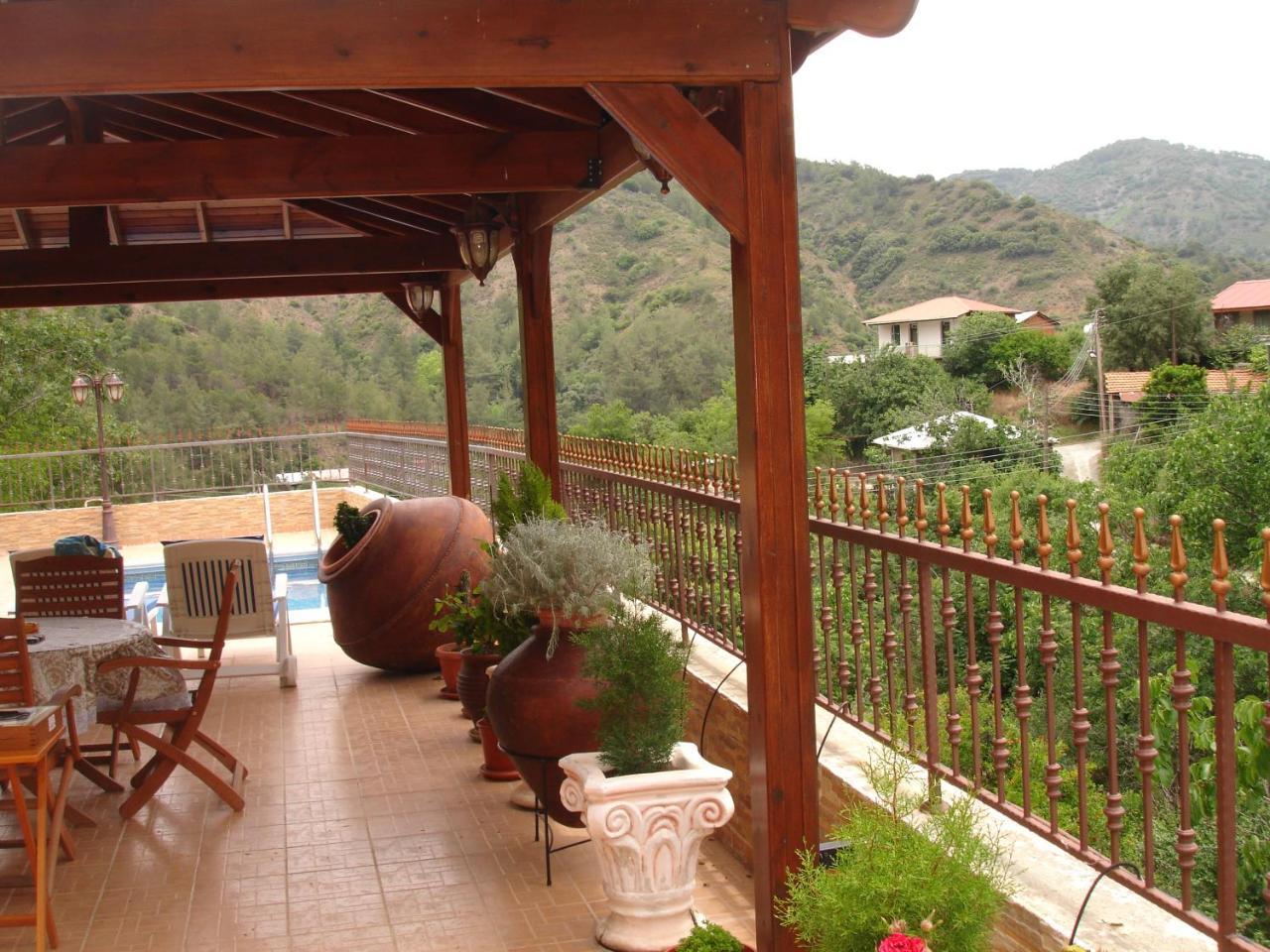 The Love Holiday House Tris Elies Ngoại thất bức ảnh