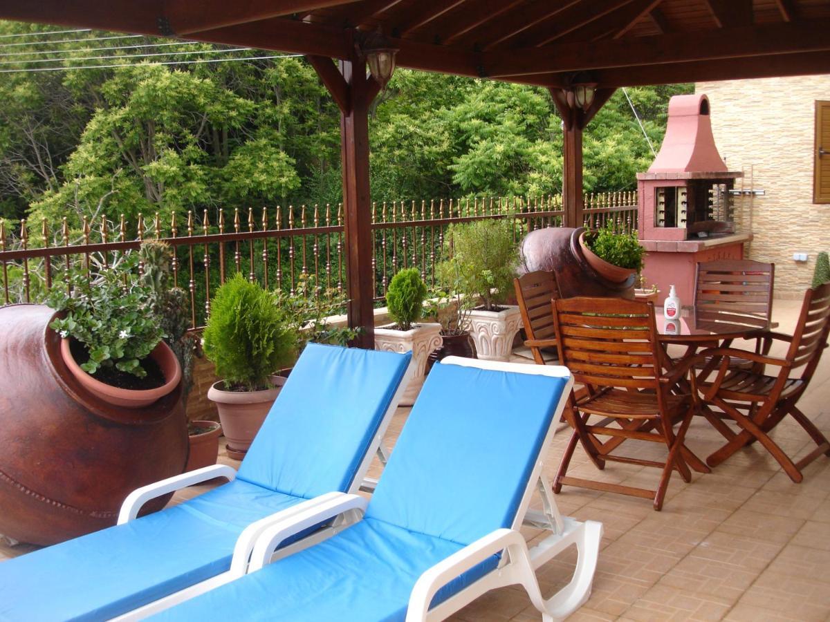 The Love Holiday House Tris Elies Ngoại thất bức ảnh
